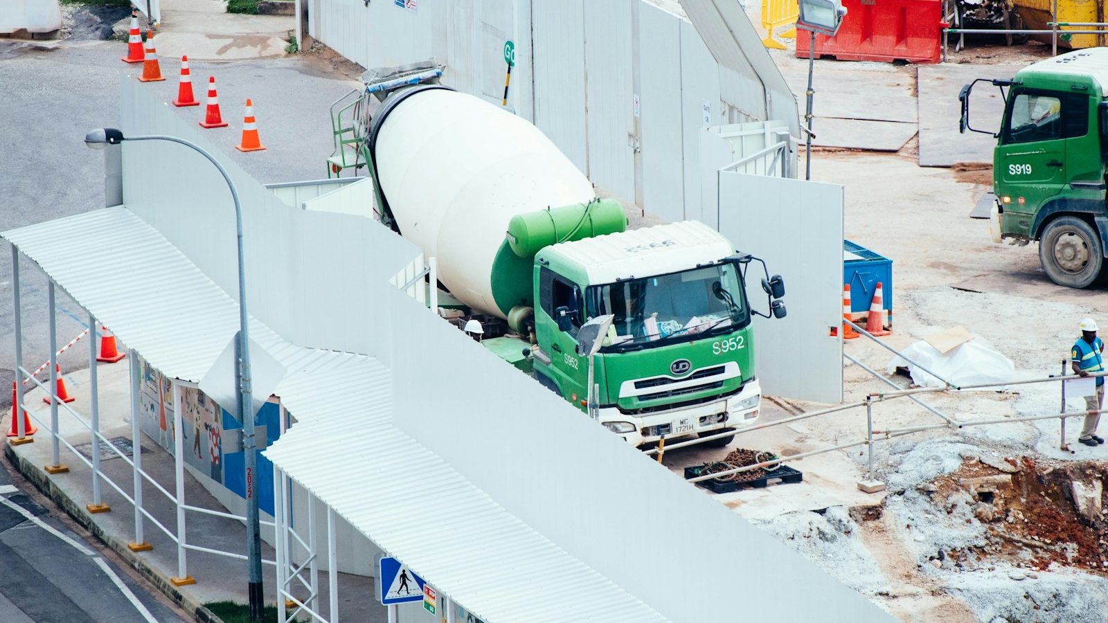 Concrete solution software connecting batching plant, fleet and invoicing for a ready-mix producer